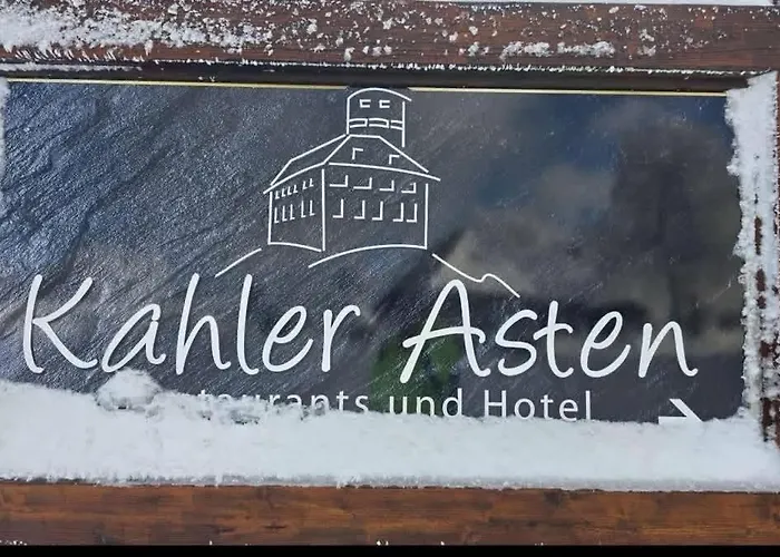 Am Skihang Altastenberg 1 Km Zum Skikarusell * Winterberg